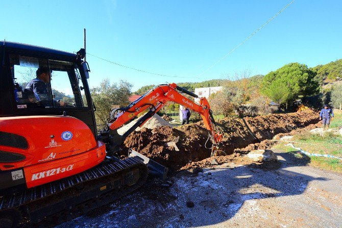 Hisarönü İçme Suyu Hatları Yenileniyor