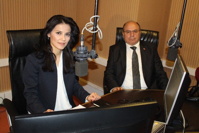 Muğla Valisi, Trt Kent Radyo İzmir’e Konuk Oldu