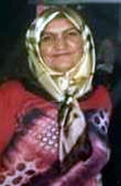 Geçen Sene Hastalıktan Ölen Arıları İçin Kendini Yaktı