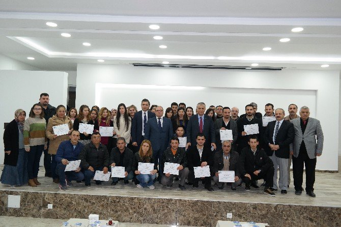 Girişimcilik Kursunu Tamamlayan 73 Kişiye Sertifika