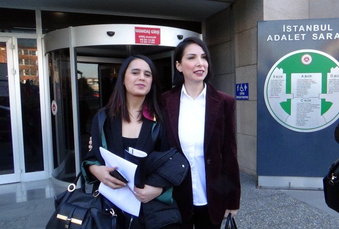 Tuğba Özerk Tek Celsede Boşandı