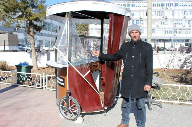 Engelli Vatandaşın Simit Aracındaki Bozuk Paralar Çalındı