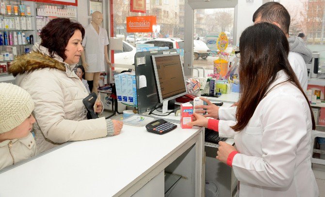 Aksaray’da Hastalar Eczanede İlaç Bulamıyor