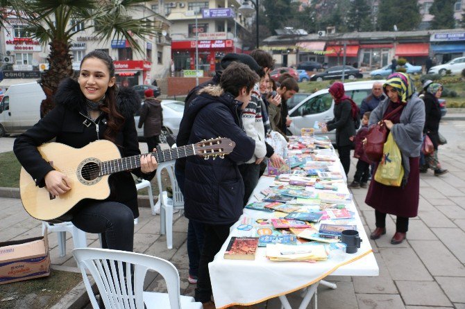 Liseli Öğrencilerden Lösemi Duyarlılığı