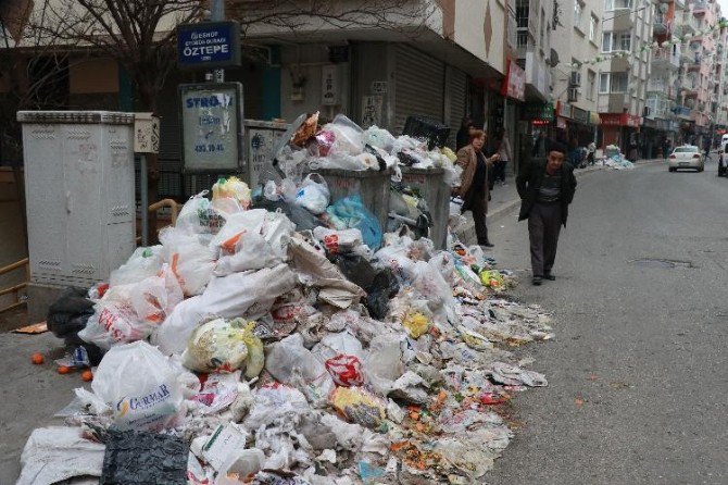 İzmir’i Çöplüğe Çeviren Grev Bitti