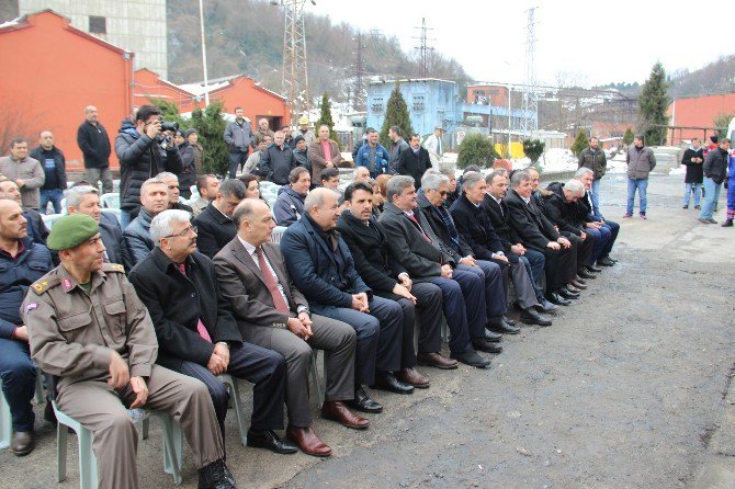 Madenciler ‘Beyaz Melekler’ Kurtarma Ekibi Kurdu