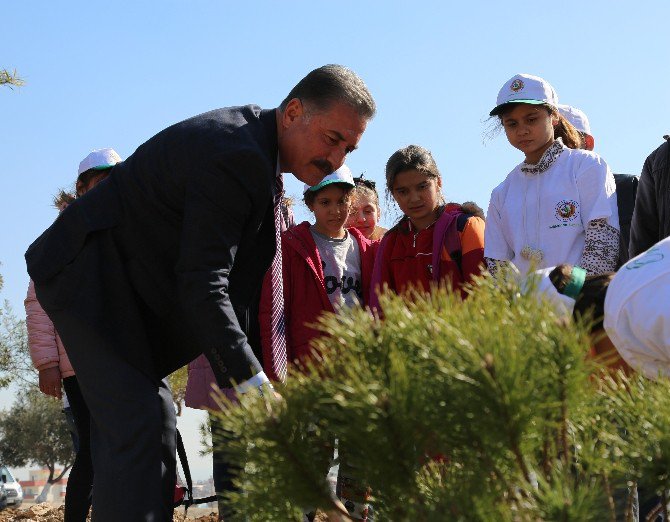 Tuna; "Çocuklarımızı Sokağa Değil Yeşile Özendirelim"