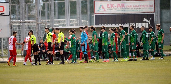 Bursaspor, Balıkesirspor’u Tek Golle Geçti