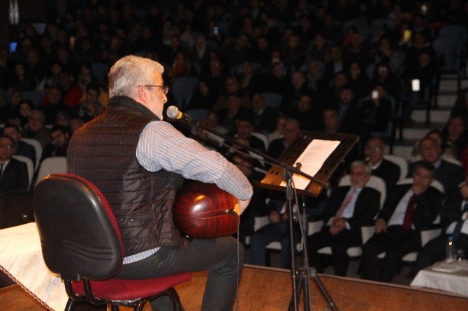 Elazığ’da ‘Şehitlere Saygı Konseri’