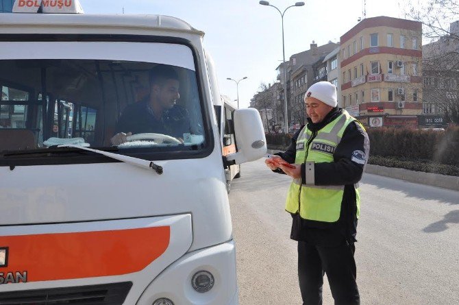 Bozüyük Polisinin Halk Dolmuşlarına Yönelik Sivil Denetimi Başladı