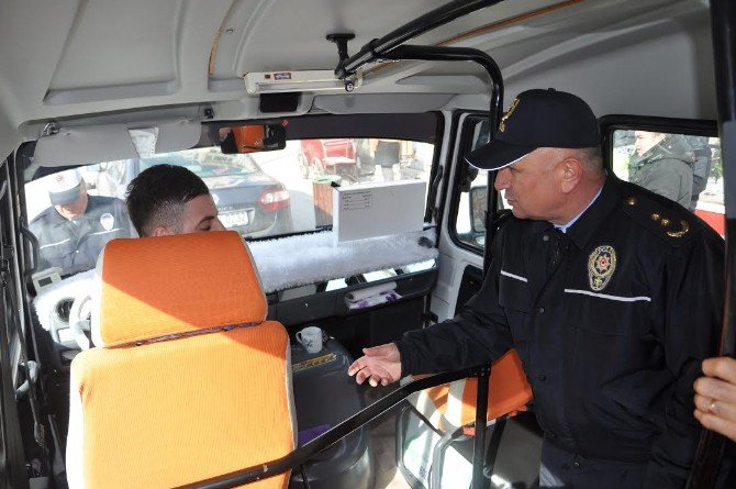 Bozüyük Polisinin Halk Dolmuşlarına Yönelik Sivil Denetimi Başladı