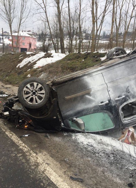 Yoldan Çıkan Araç Takla Attı: 1 Yaralı