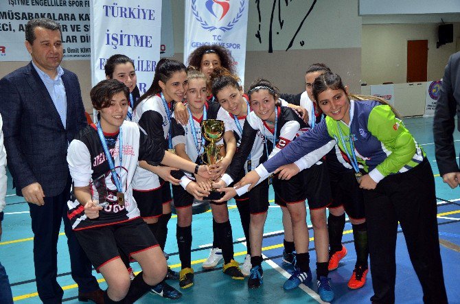 Kadınlar Futsal Şampiyonasında Milli Takım Heyecanı