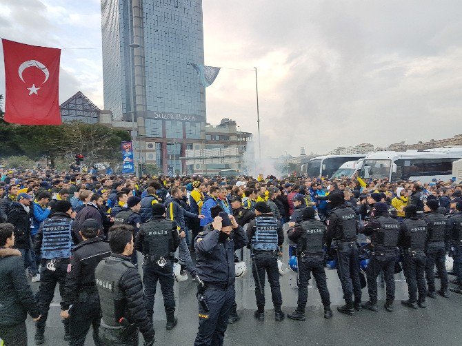 Fenerbahçeli Taraftarlar, Vodafone Arena’da