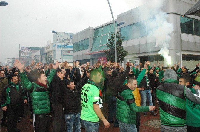 Tatangalar’dan Afjet Afyonspor Maçı Öncesi Görkemli Yürüyüş