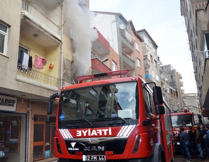 Fatsa’da Daire Yangını