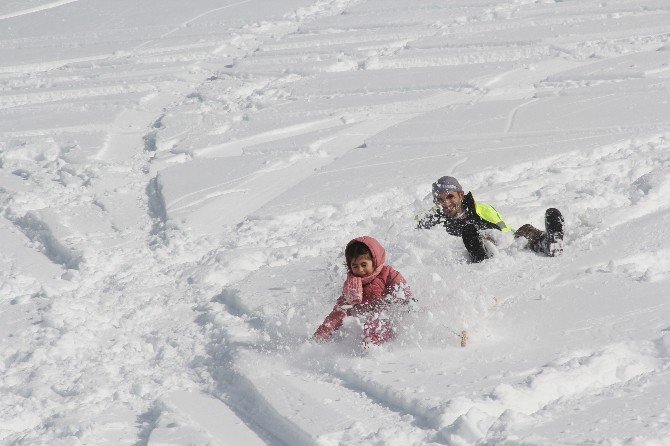 Rize’de Kayak Şenliği