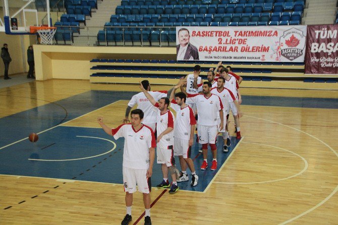 Bilecik Belediyesi Basketbol Kulübü Rakibine Boyun Eğdi