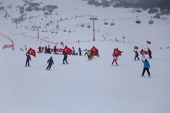 Cü Rektörlük Kayak Yarışları Yapıldı