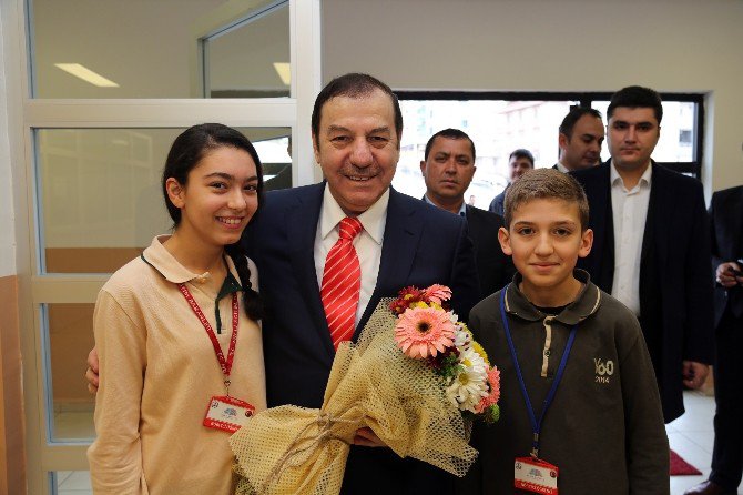 Esenyurtlu Öğrenciler İkinci Dönem Ders Başı Yaptı