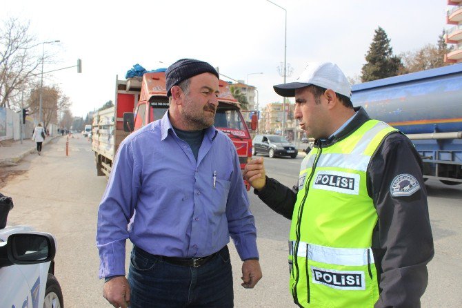 Kırmızı Işık İhlali Yapan Sürücülere Ceza Yağıyor