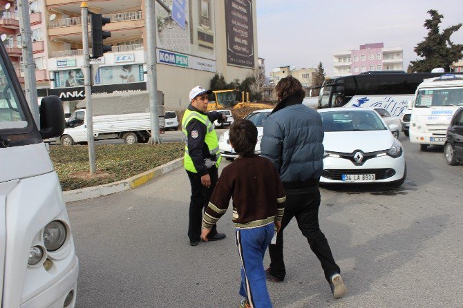 Trafik Polisinden Çevre Duyarlılığı