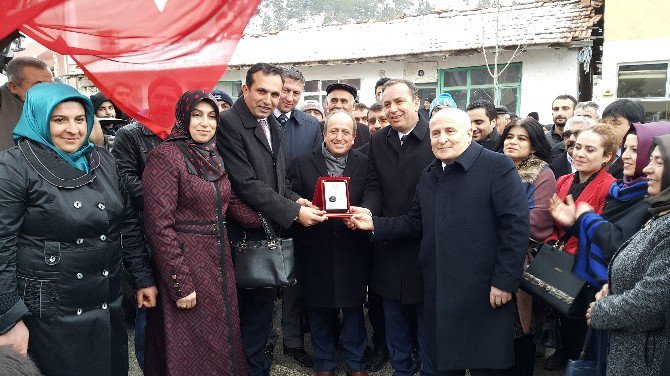 Ak Parti Çorum İl Başkanı Mehmet Karadağ;