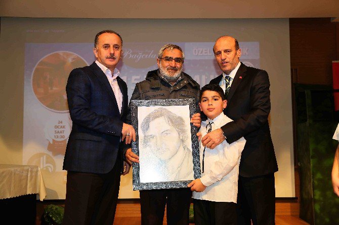 Öğrencilerinden 15 Temmuz Şehidi Halil Kantarcı’nın Babasını Duygulandıran Hareket