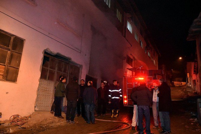 Tosya’da Marangozlar Sanayi Sitesinde Yangın