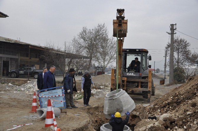 Sanayi Sitesindeki Altyapı Çalışmaları Sürüyor