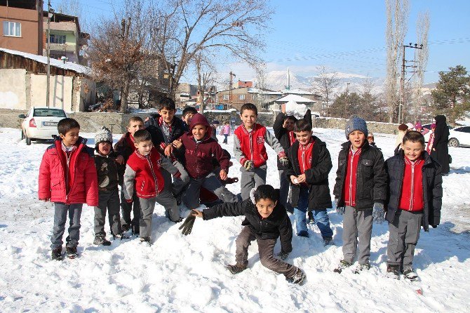 Öğrenciler İkinci Döneme Başladı