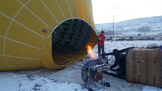 Seyitgazi’de Balon Turları Deneme Uçuşları Başladı