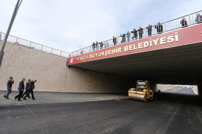 Zeybek Kavşağı Hizmete Açılıyor