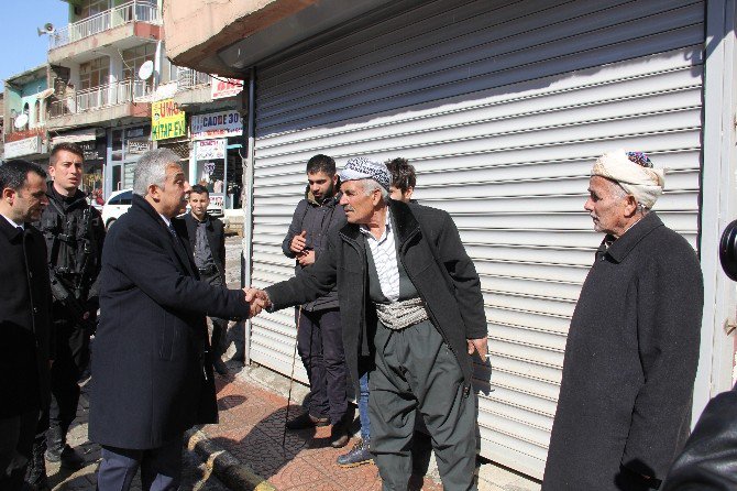 Vali Toprak Şemdinli’de İncelemelerde Bulundu