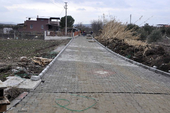 Kapaklı’nın Mezarlık Yolu Yenileniyor