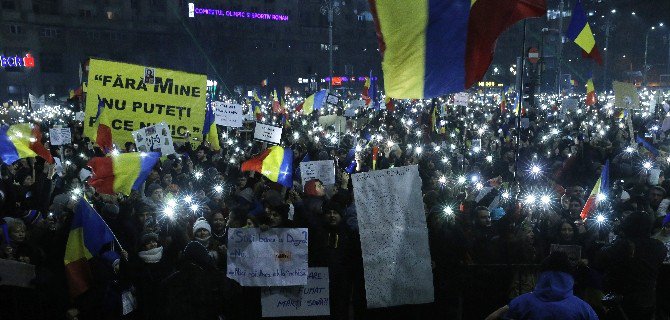 Romanya’da Protestolar Sürüyor