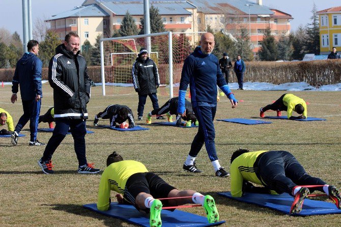 Kayserispor, Galatasaray Maçı Hazırlıklarına Başladı