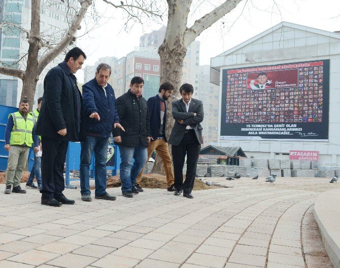 15 Temmuz Demokrasi Meydanı Bursa’nın Merkezinde Can Buluyor