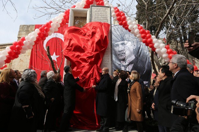 Türkiye’nin İlk Kadın Şehit Anıtı Gaziantep’te Açıldı