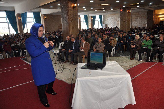 Liseli Gençlere ’Madde Bağımlılığı’ Semineri