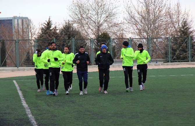 İnönü Üniversitesispor, Kahramanmaraş Sakarya Maçına Hazırlanıyor