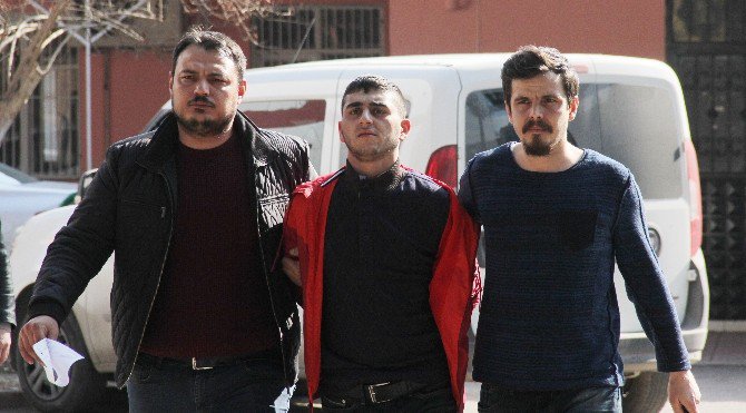 Gasptan Yakalandı, "Benim Babamın Paraya İhtiyacı Yok" Dedi