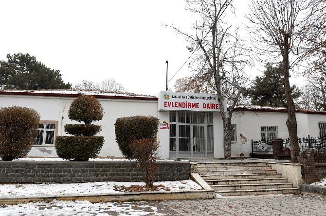 Büyükşehir Belediyesinden Emeklilere Büyük Jest