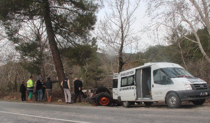 Devrilen Traktörün Altında Kalan 15 Yaşındaki Çocuk Öldü