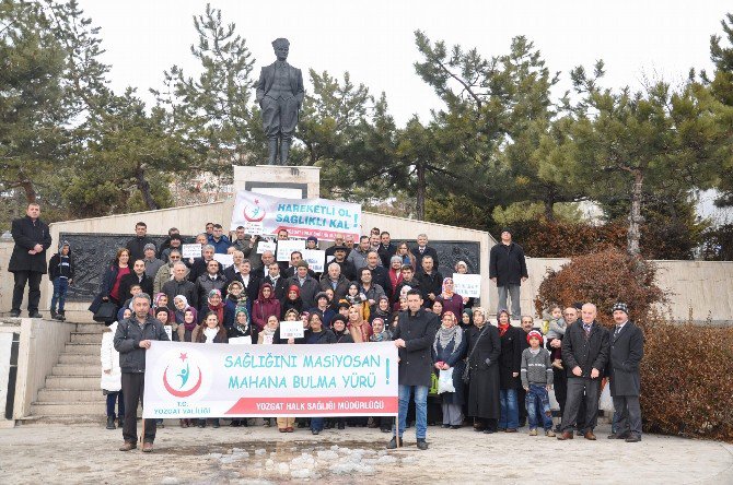 Yozgat Şivesi İle Hazırlanan “Sağlığını Masiyosan Mahana Bulma Yürü” Pankartı Dikkat Çekti