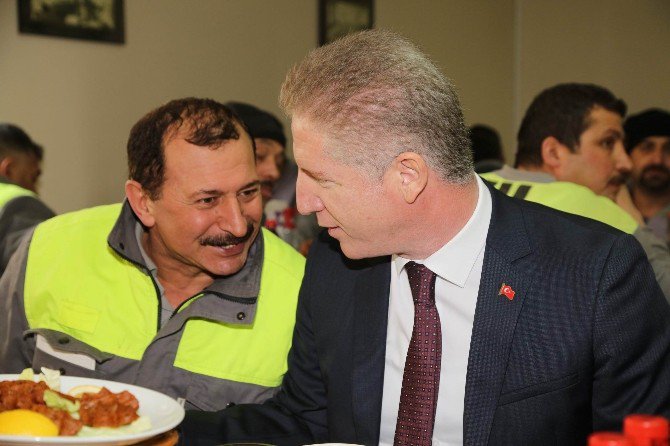 Vali Gül, Çimento Ve Beton Travers Fabrikası’nı Gezdi