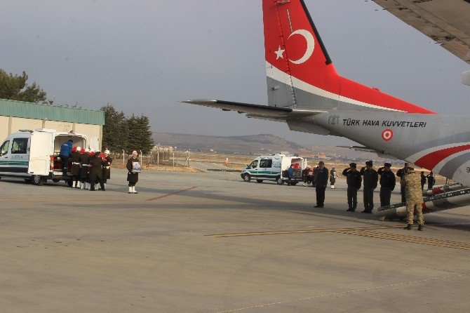 El Bab Şehitleri Memleketlerine Uğurlandı