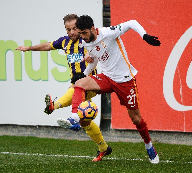 Galatasaray, Hazırlık Maçında Eyüpspor’u 4-0 Yendi