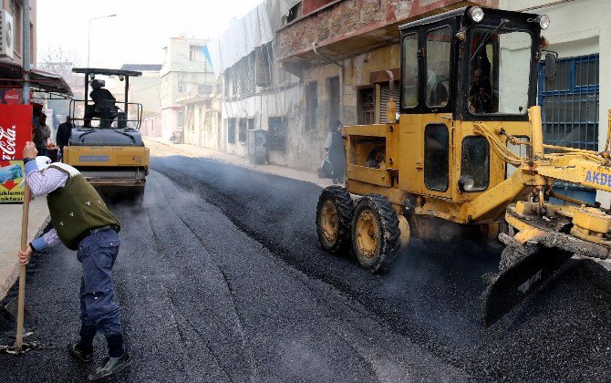 Akdeniz’de Asfalt Çalışmaları Başladı