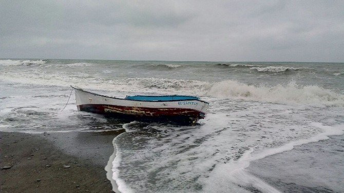 Samsun’da Tekne Alabora Oldu: 1 Kişi Kayıp